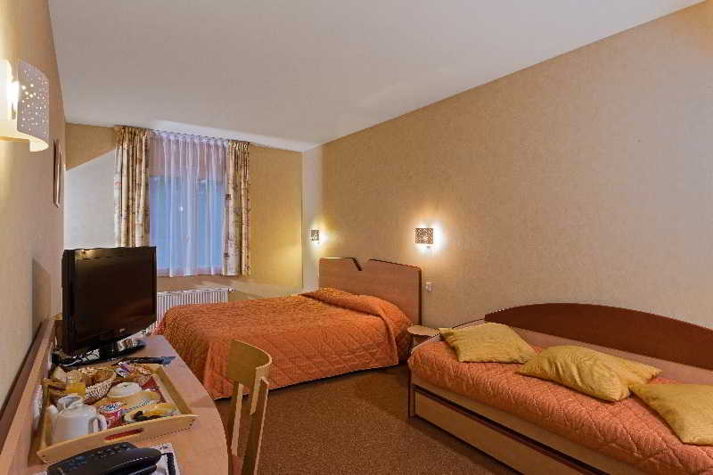 The Originals City, Hotel La Saulaie, Saumur Ouest Doué-la-Fontaine Eksteriør billede